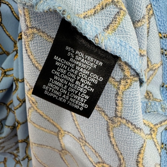 BOLD Elements Women’s Size Large Blue Rope Print Sleeveless Twist Front Top New - Picture 5 of 6